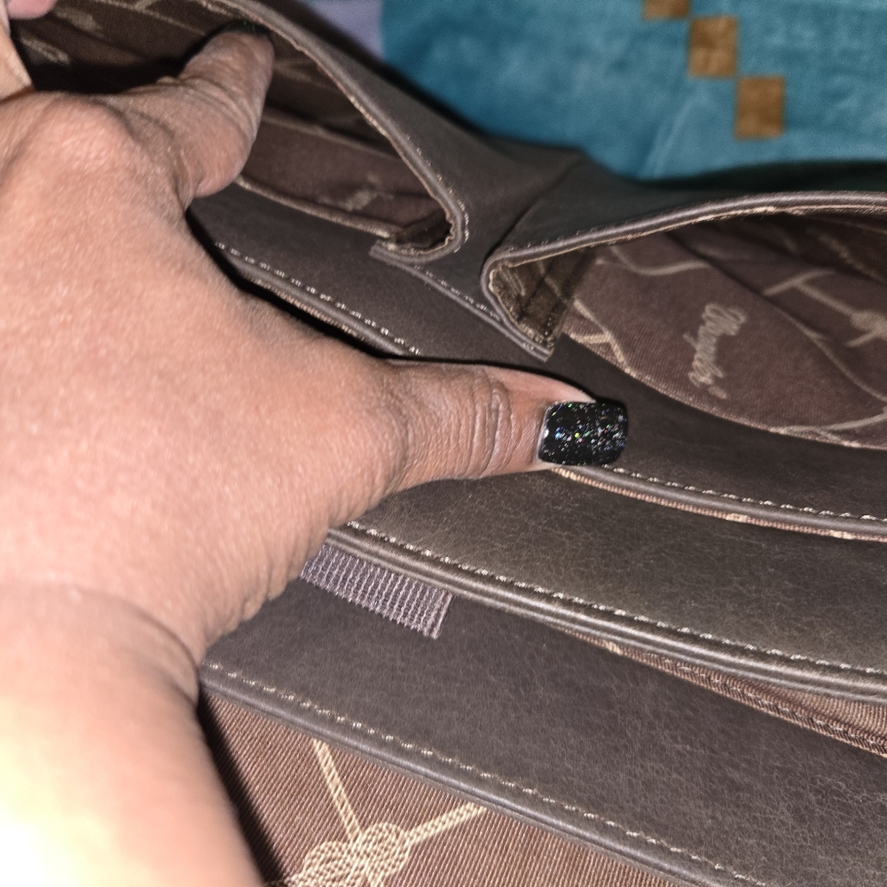 Wrangler Genuine Leather & Handtooled Briefcase Messenger Bag NWT - Picture 9 of 13